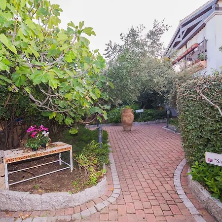 Residence Lu Soli Budoni Affitti Exterior photo